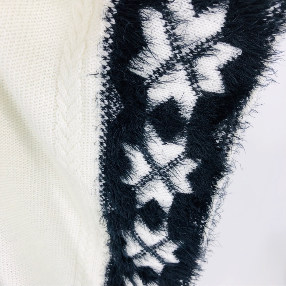 NWT Ivory Black Cowl Neck Poncho Sweater SM/MED - Picture 5 of 8
